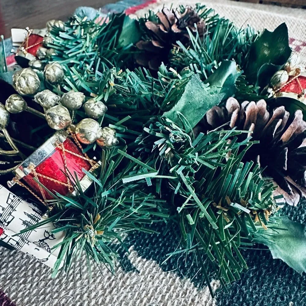 Vintage Evergreen Pinecone Drummer & French Horn Christmas Wreath Candle Ring
